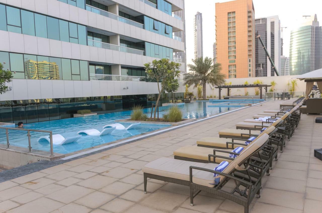 Waterfront Downtown- Damac Maison Canal View Dubai Exterior photo